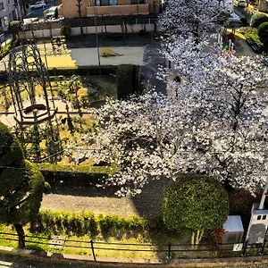 媛楽園 松山中心地及び道後温泉に近い家族やグループ旅行の多人数が泊まれる快適な宿 Matsuyama (Ehime)